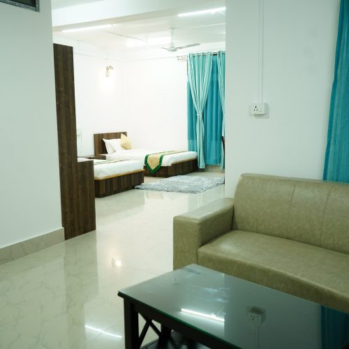 Executive Suite (First Floor)