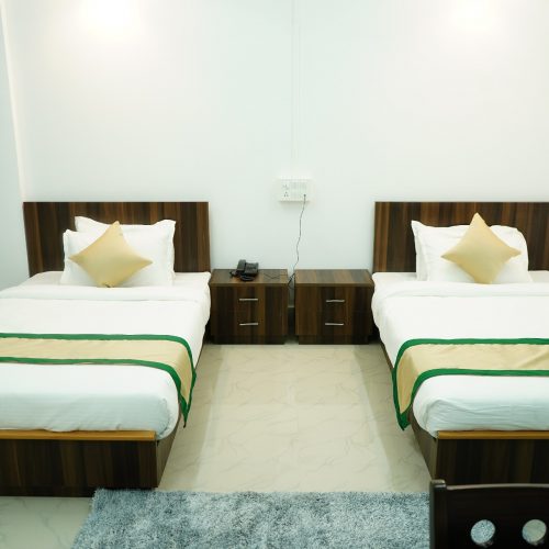 Executive Suite (First Floor)