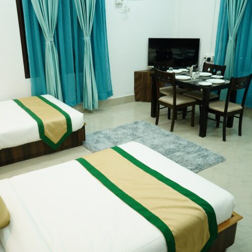 Executive Suite (First Floor)